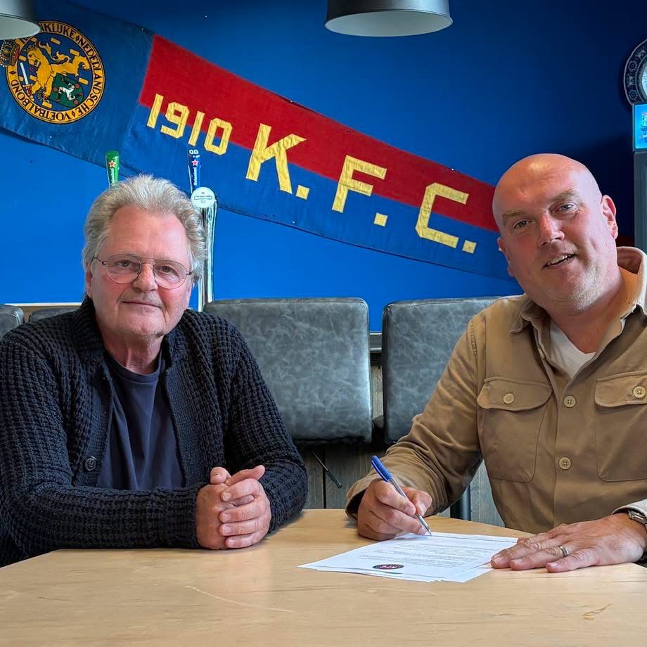 Andy Huitema trainer KFC Zaterdag Dames 1